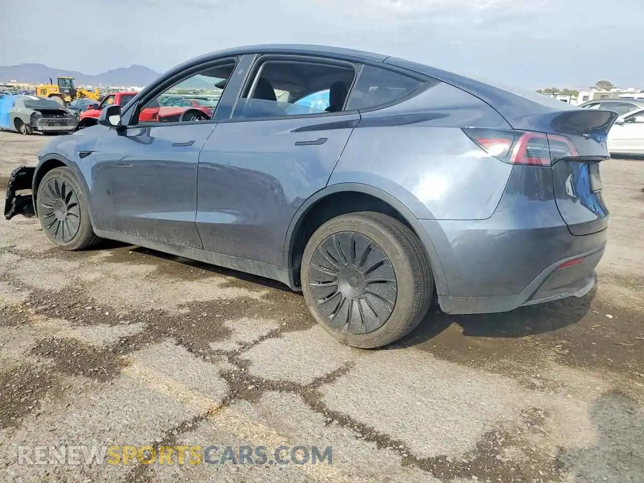 2 Photograph of a damaged car 7SAYGDEE7PF929238 TESLA MODEL Y 2023