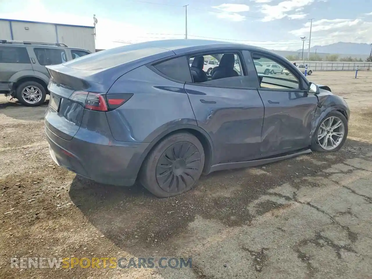 3 Photograph of a damaged car 7SAYGDEE7PF929238 TESLA MODEL Y 2023