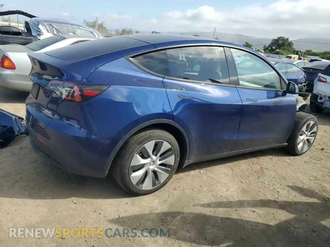 3 Photograph of a damaged car 7SAYGDEE7PF942474 TESLA MODEL Y 2023