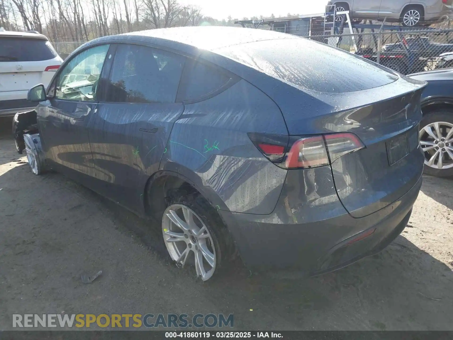 3 Photograph of a damaged car 7SAYGDEE8PA041336 TESLA MODEL Y 2023