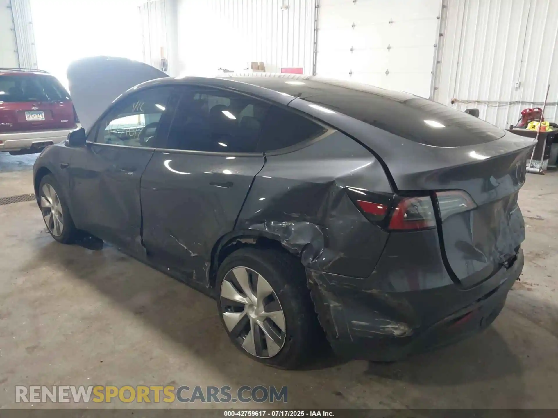 3 Photograph of a damaged car 7SAYGDEE8PA058962 TESLA MODEL Y 2023