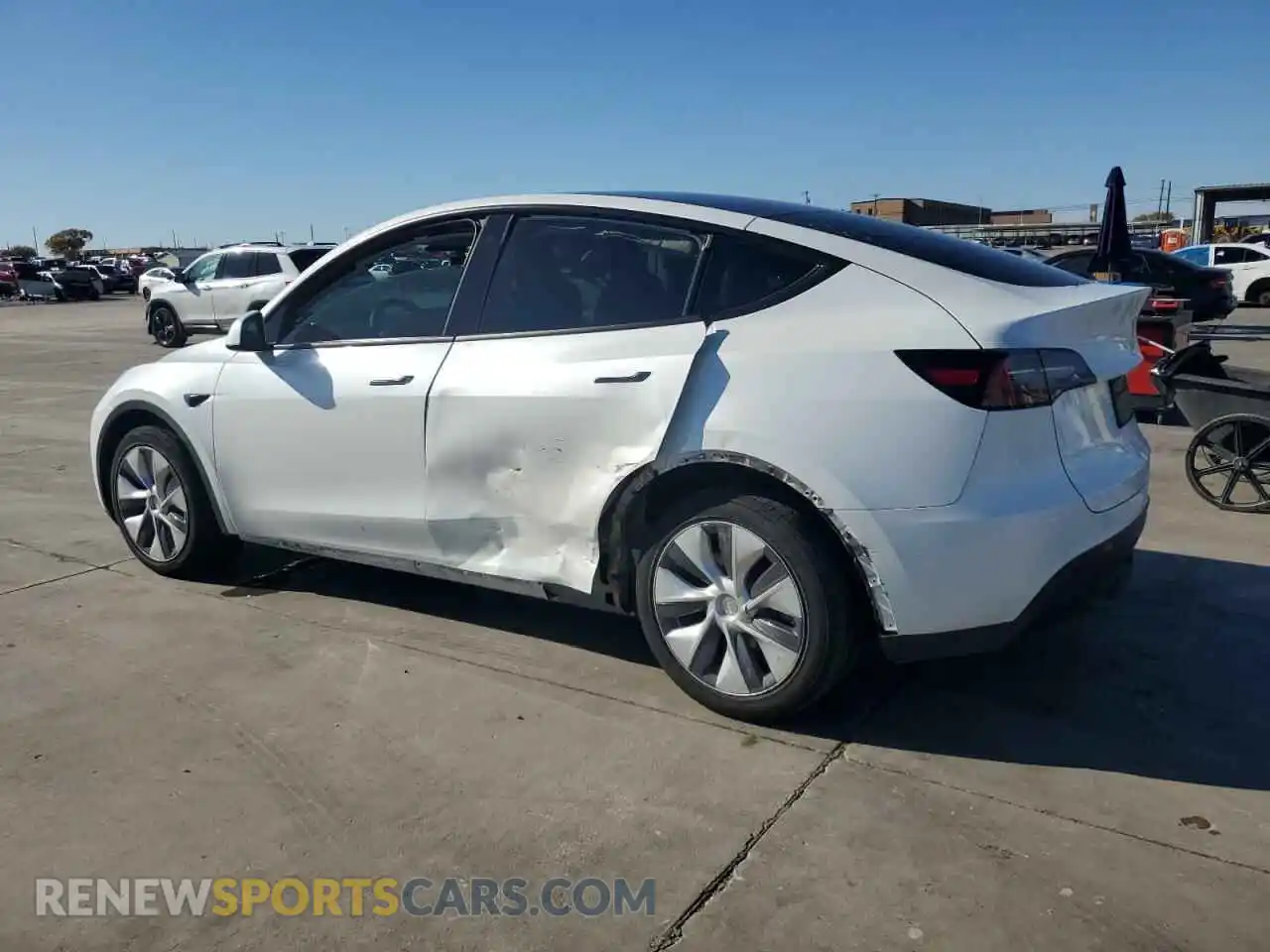 2 Photograph of a damaged car 7SAYGDEE8PA065913 TESLA MODEL Y 2023