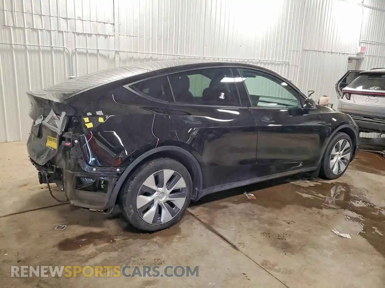 3 Photograph of a damaged car 7SAYGDEE8PA091914 TESLA MODEL Y 2023