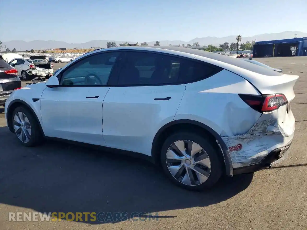 2 Photograph of a damaged car 7SAYGDEE8PA092660 TESLA MODEL Y 2023