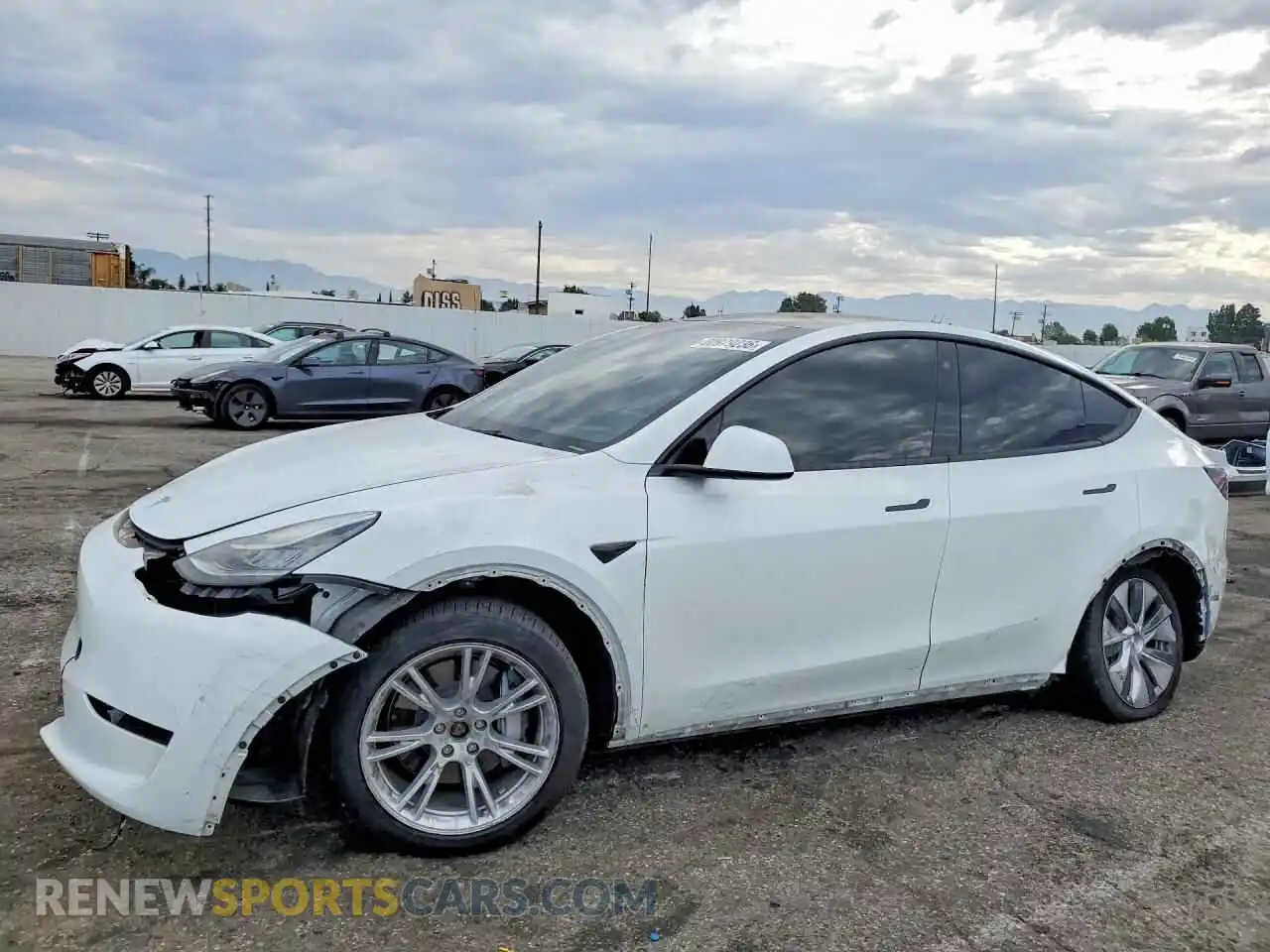 1 fotografías del automóvil dañado 7SAYGDEE8PA100675 TESLA MODEL Y 2023