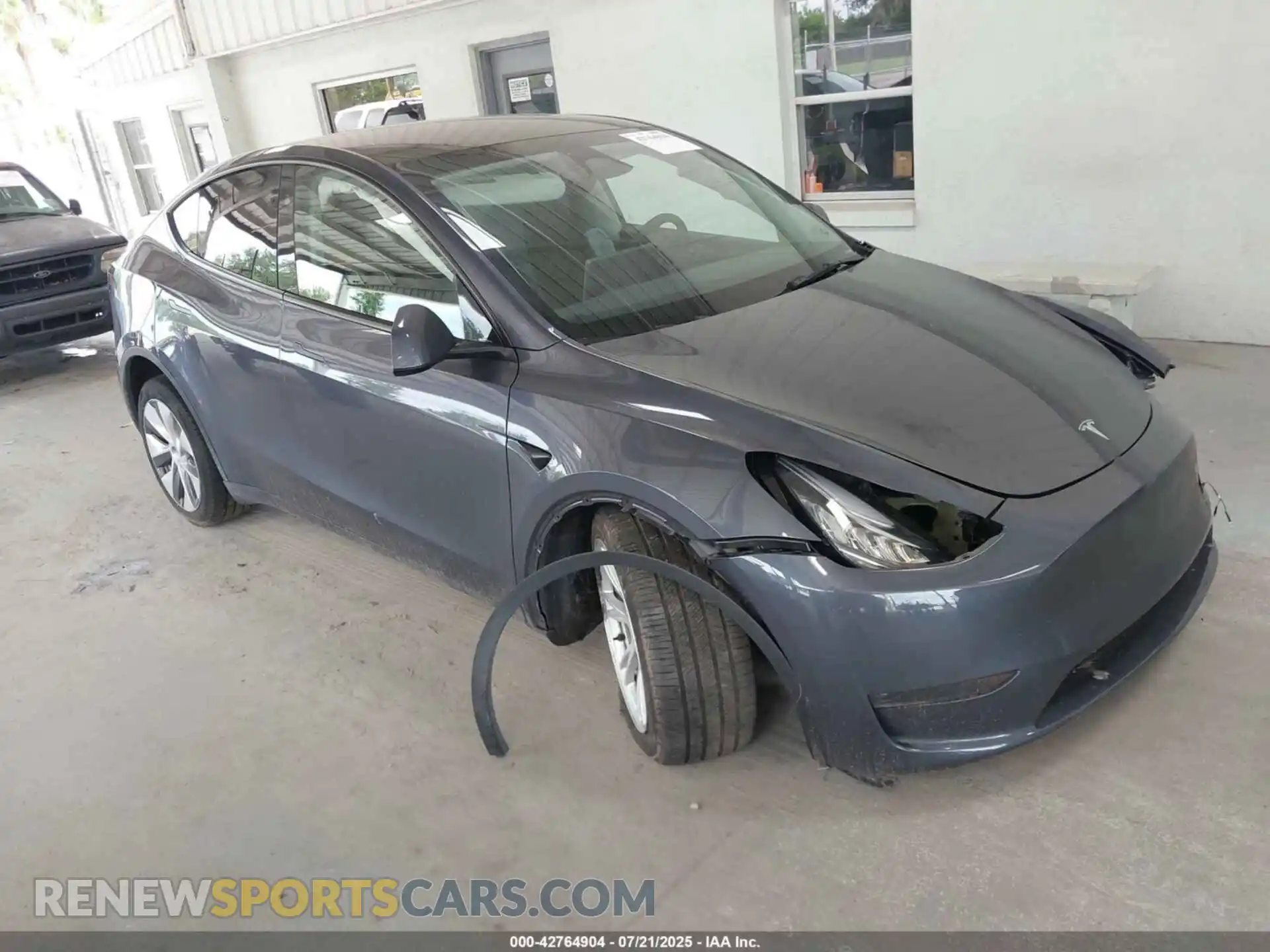 1 Photograph of a damaged car 7SAYGDEE8PA135913 TESLA MODEL Y 2023