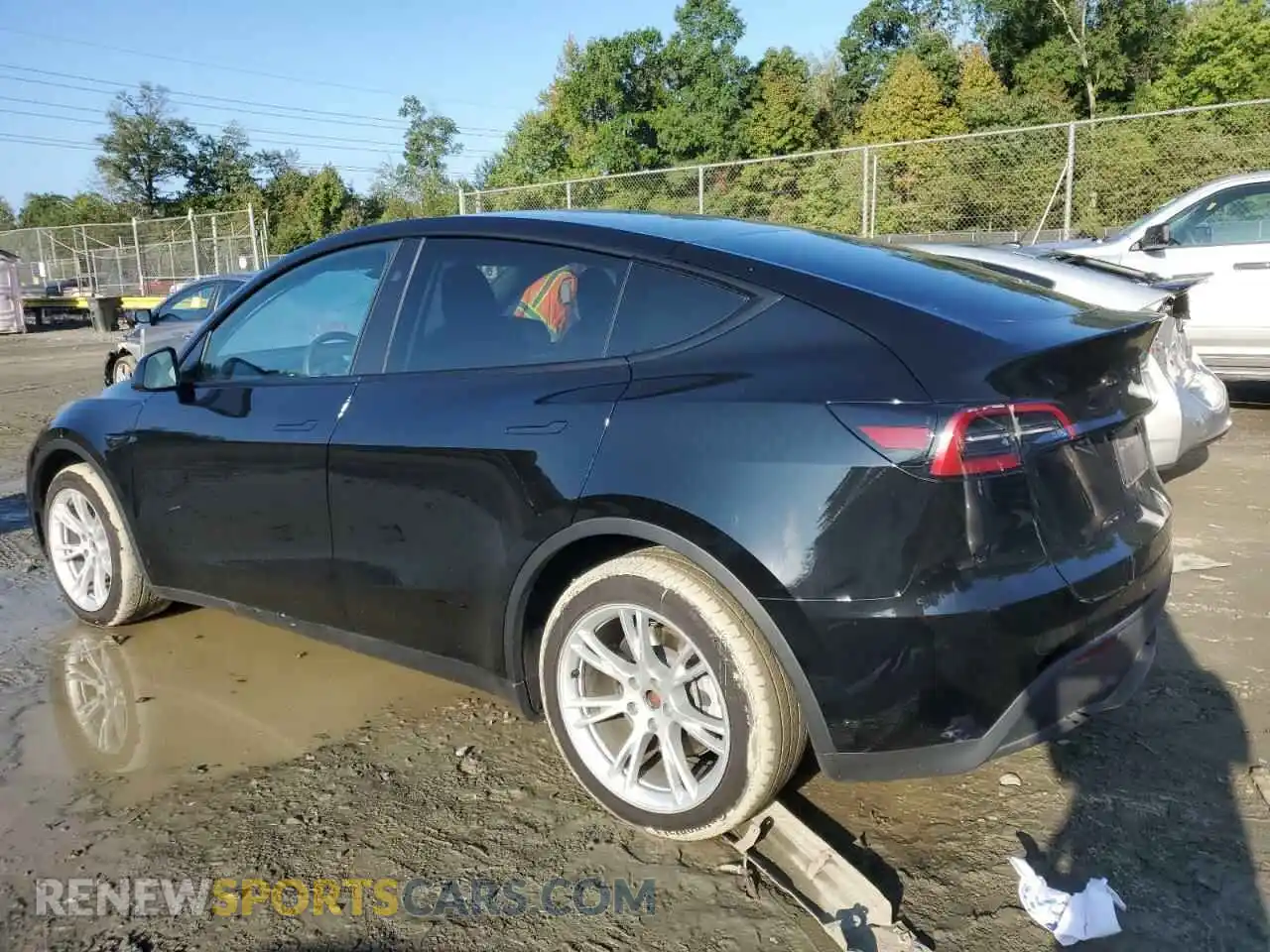 2 Photograph of a damaged car 7SAYGDEE8PA139296 TESLA MODEL Y 2023
