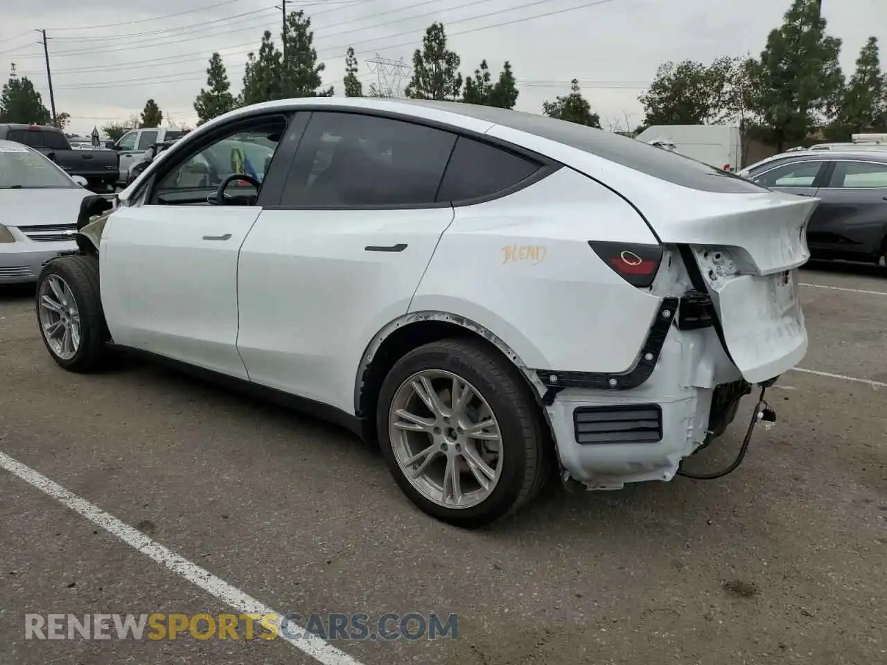 2 Photograph of a damaged car 7SAYGDEE8PA151450 TESLA MODEL Y 2023