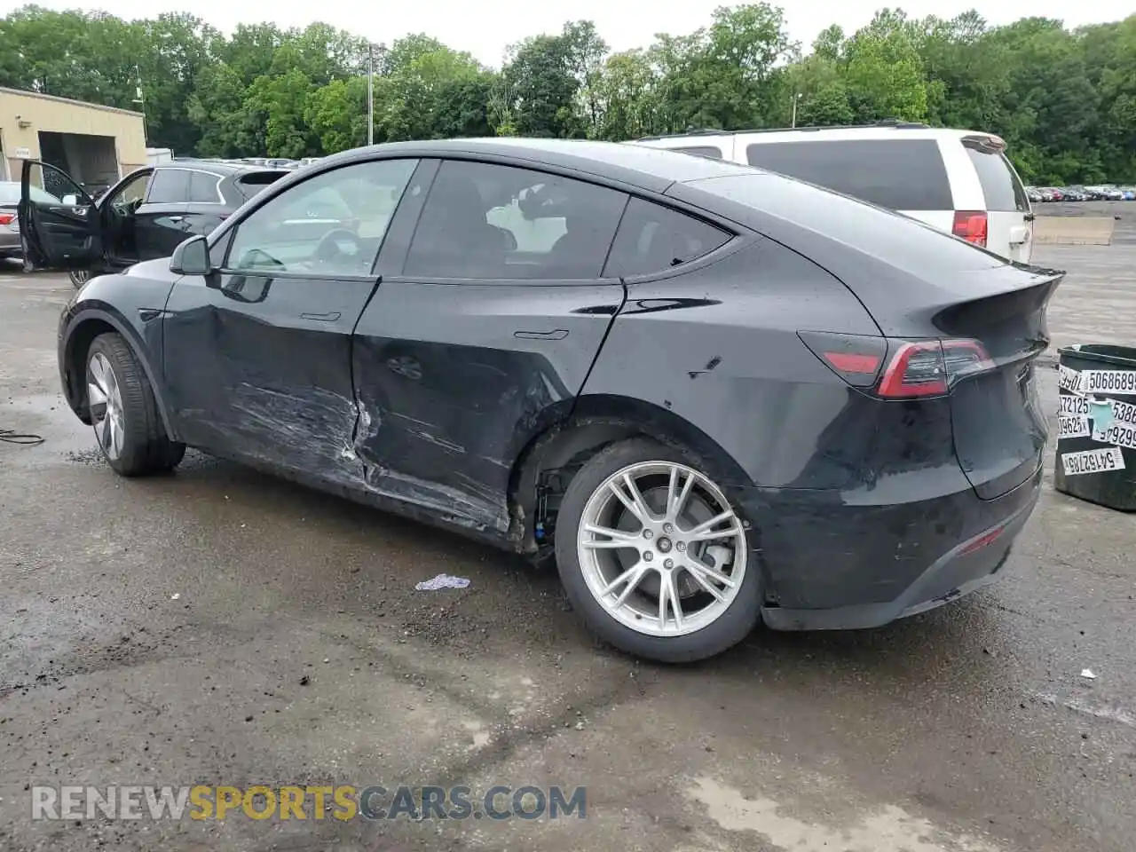 2 Photograph of a damaged car 7SAYGDEE8PA198896 TESLA MODEL Y 2023