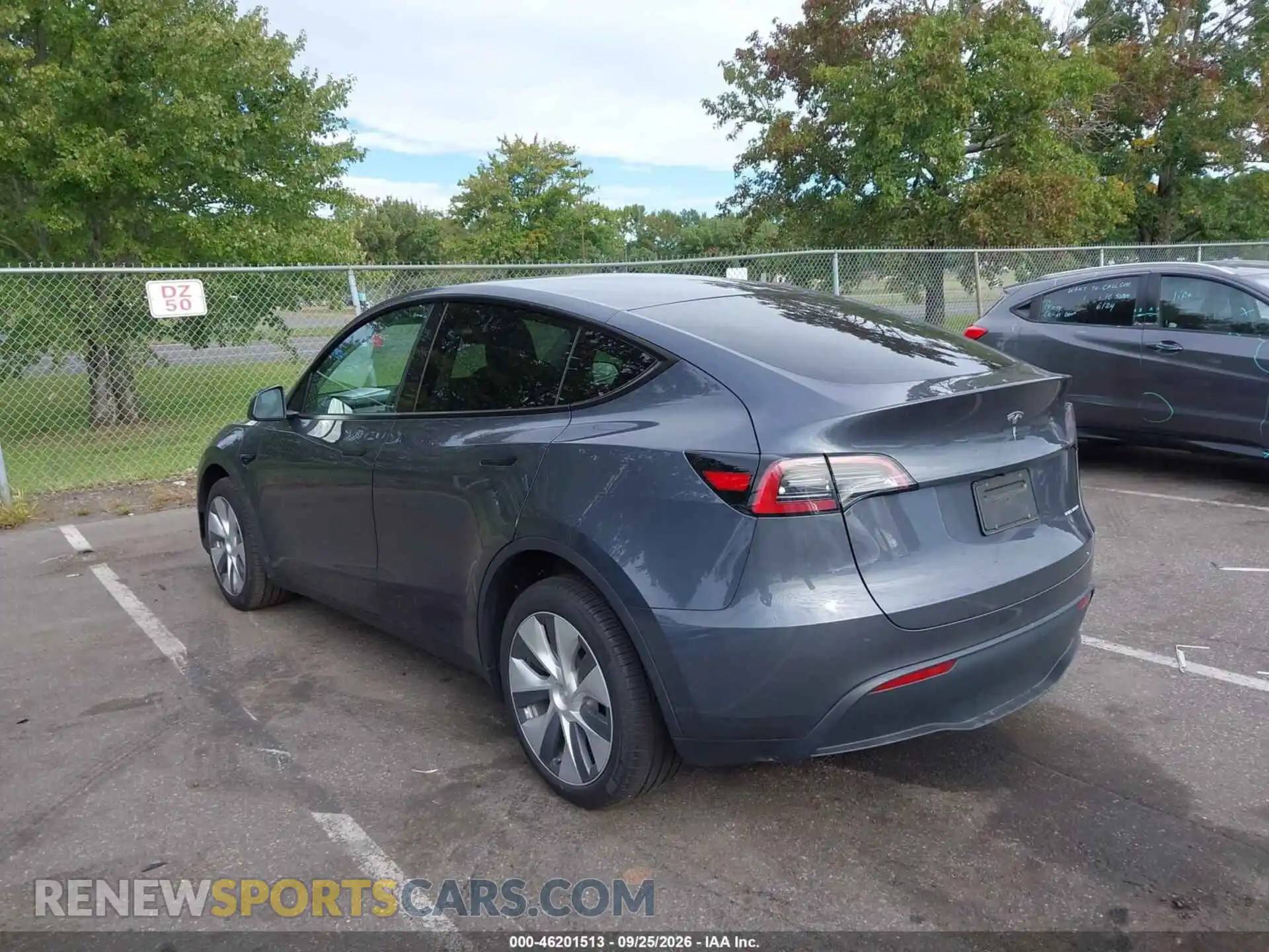 3 Photograph of a damaged car 7SAYGDEE8PA203241 TESLA MODEL Y 2023