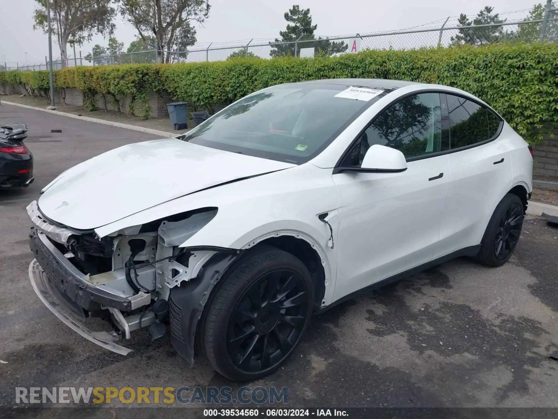 2 Photograph of a damaged car 7SAYGDEE8PF588223 TESLA MODEL Y 2023
