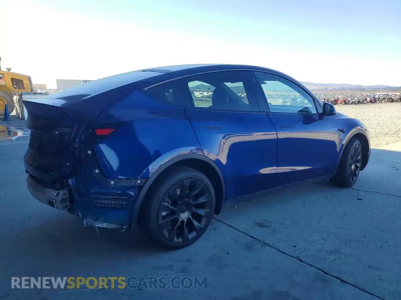 3 Photograph of a damaged car 7SAYGDEE8PF594586 TESLA MODEL Y 2023