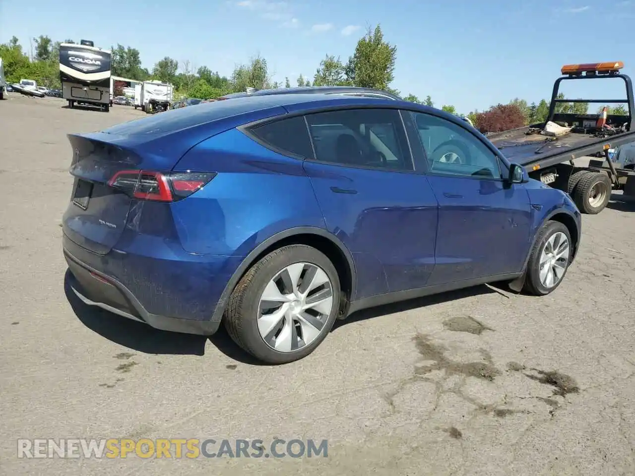 3 Photograph of a damaged car 7SAYGDEE8PF628512 TESLA MODEL Y 2023