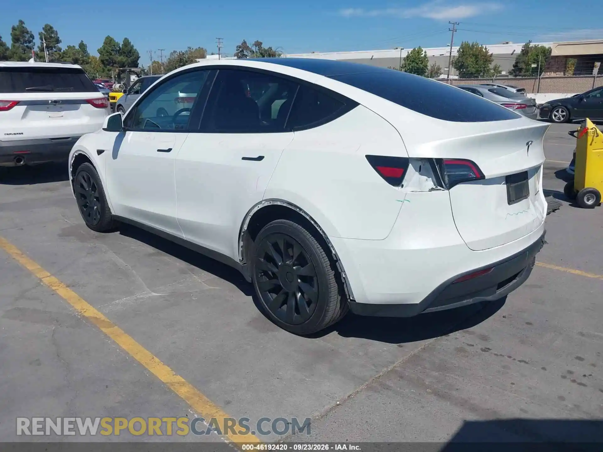 3 Photograph of a damaged car 7SAYGDEE8PF676155 TESLA MODEL Y 2023