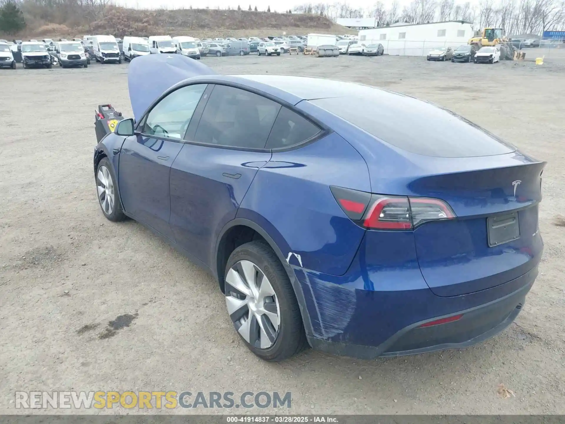 3 Photograph of a damaged car 7SAYGDEE8PF702804 TESLA MODEL Y 2023