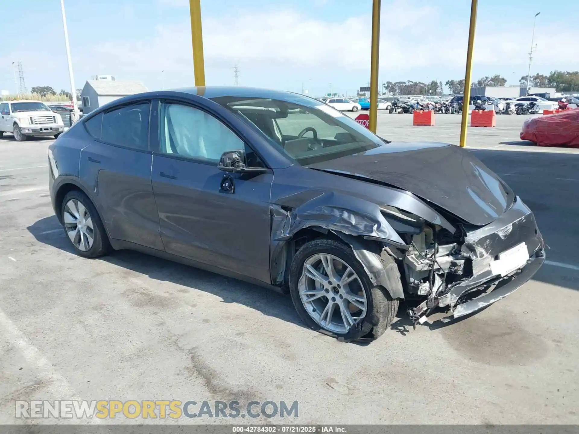 1 Photograph of a damaged car 7SAYGDEE8PF808816 TESLA MODEL Y 2023