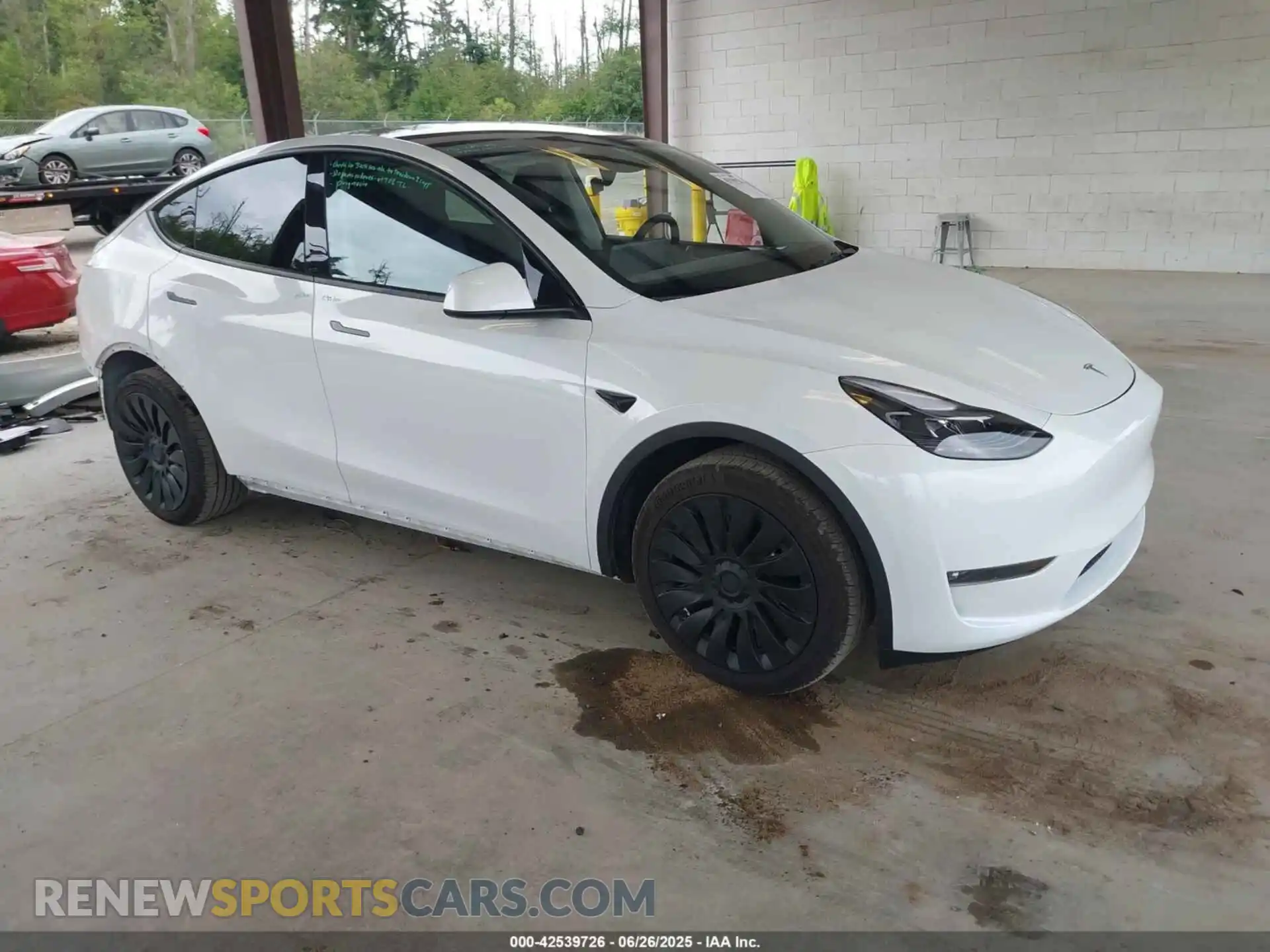 1 Photograph of a damaged car 7SAYGDEE8PF828757 TESLA MODEL Y 2023
