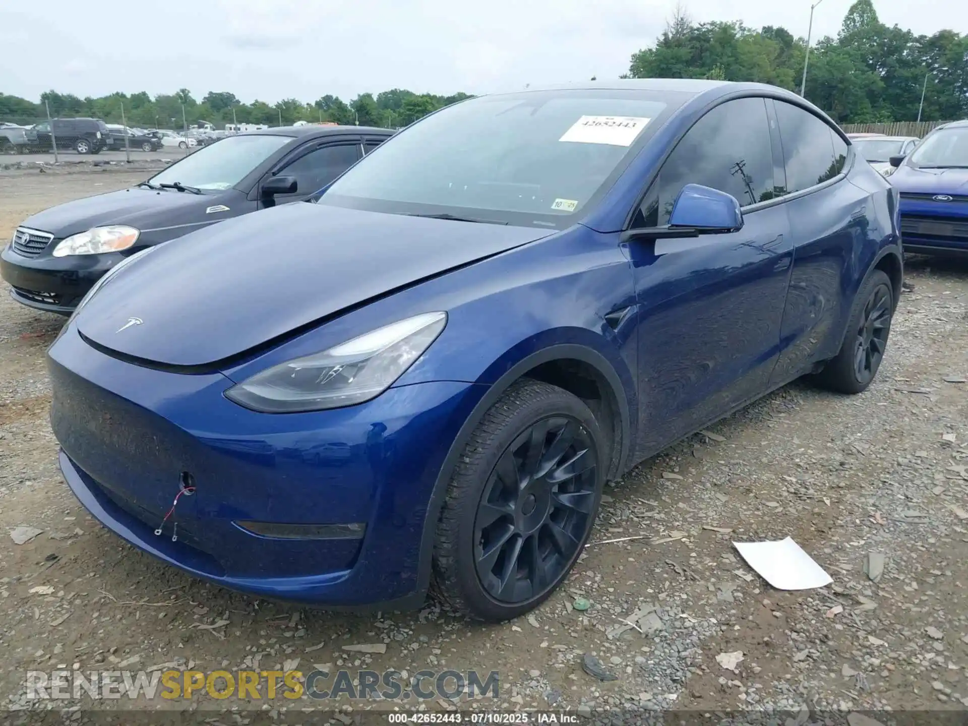 2 Photograph of a damaged car 7SAYGDEE8PF890787 TESLA MODEL Y 2023