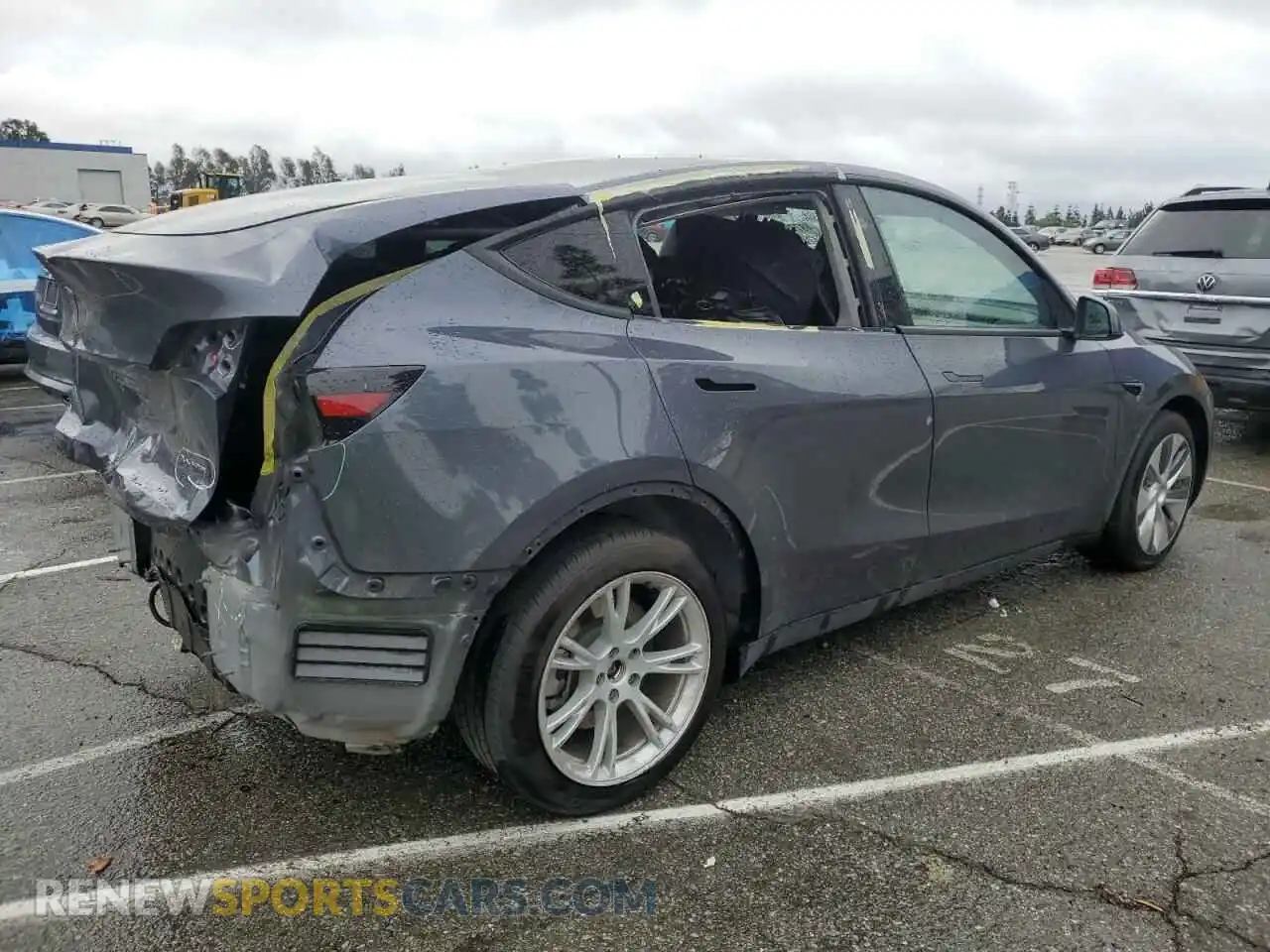3 fotografías del automóvil dañado 7SAYGDEE8PF929538 TESLA MODEL Y 2023