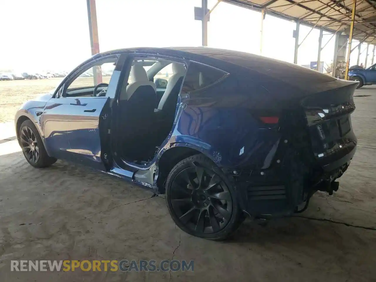 2 Photograph of a damaged car 7SAYGDEE8PF936358 TESLA MODEL Y 2023