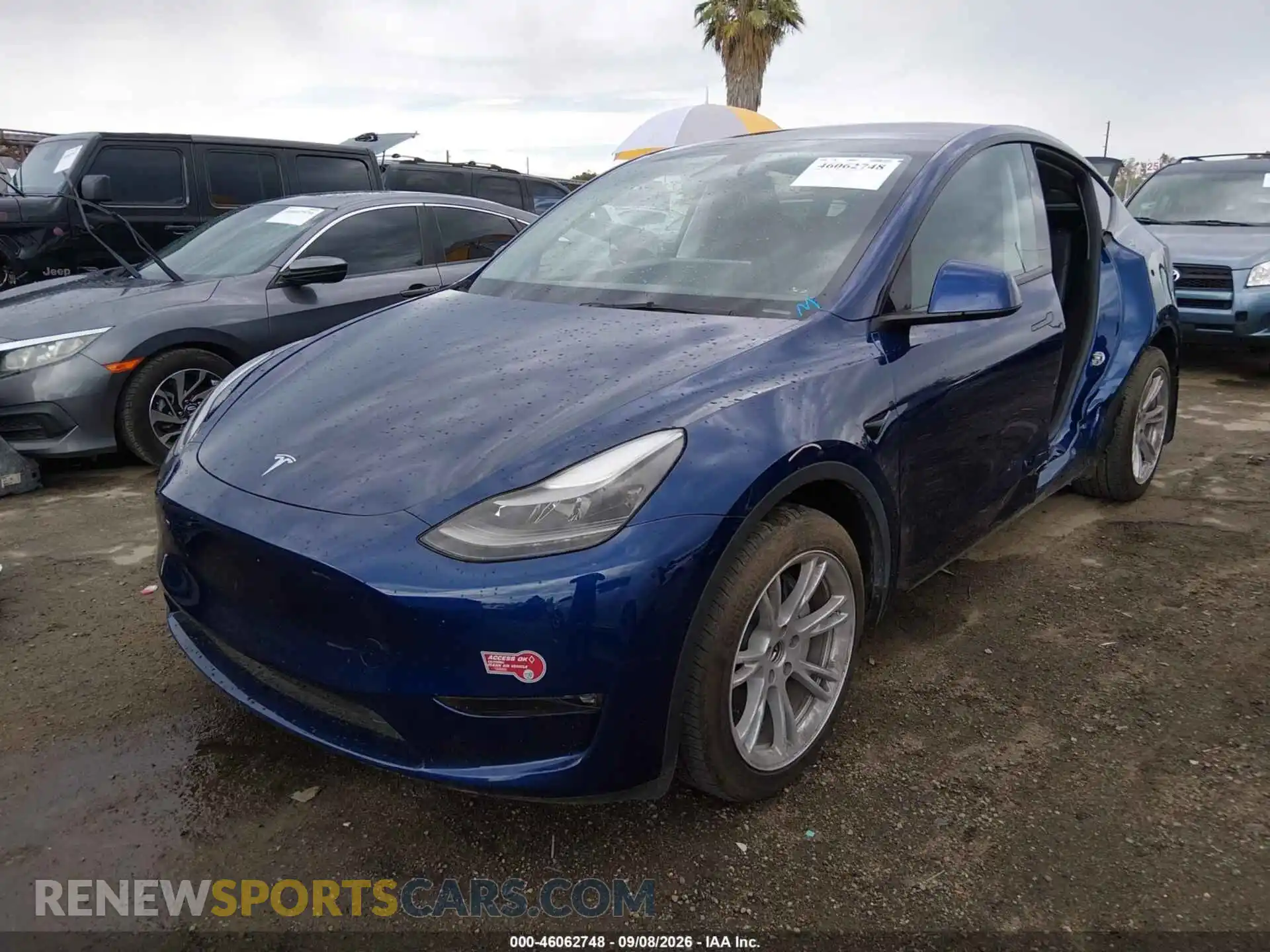 2 Photograph of a damaged car 7SAYGDEE8PF949076 TESLA MODEL Y 2023