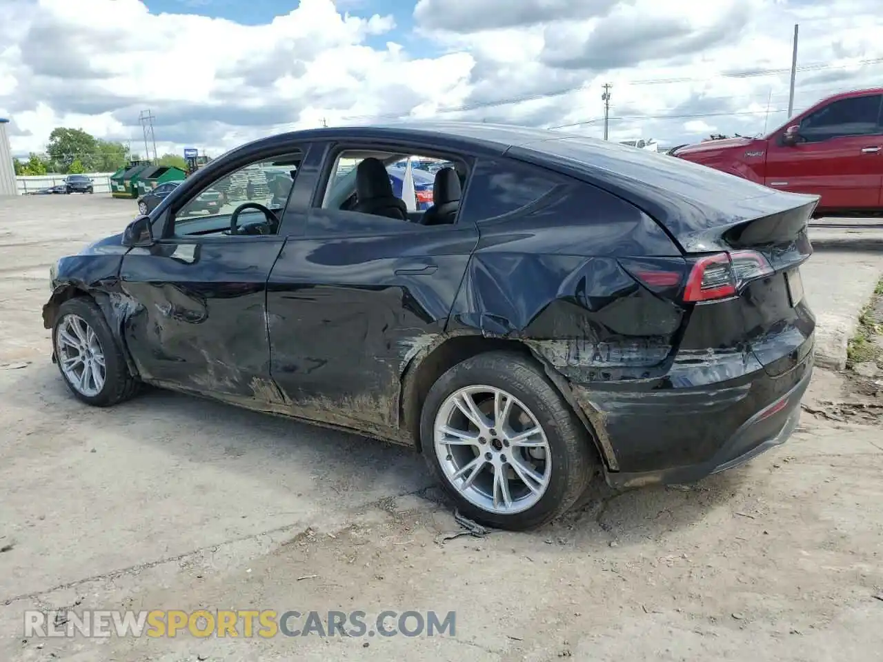 2 Photograph of a damaged car 7SAYGDEE9PA025940 TESLA MODEL Y 2023