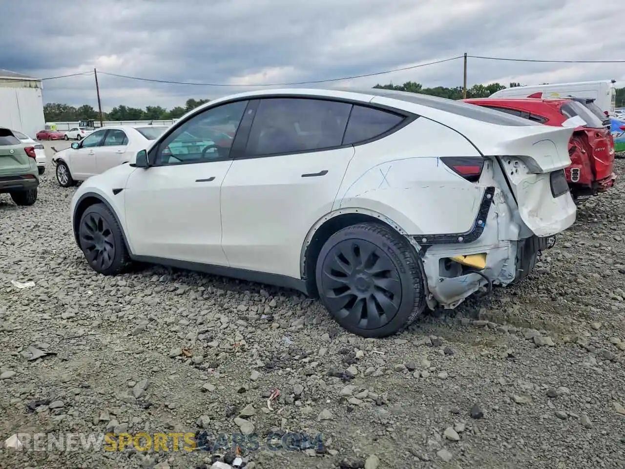 2 Photograph of a damaged car 7SAYGDEE9PA047744 TESLA MODEL Y 2023