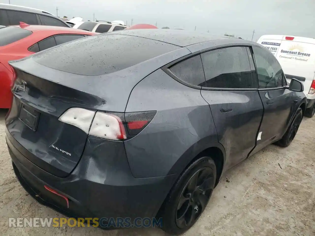 3 Photograph of a damaged car 7SAYGDEE9PA058582 TESLA MODEL Y 2023