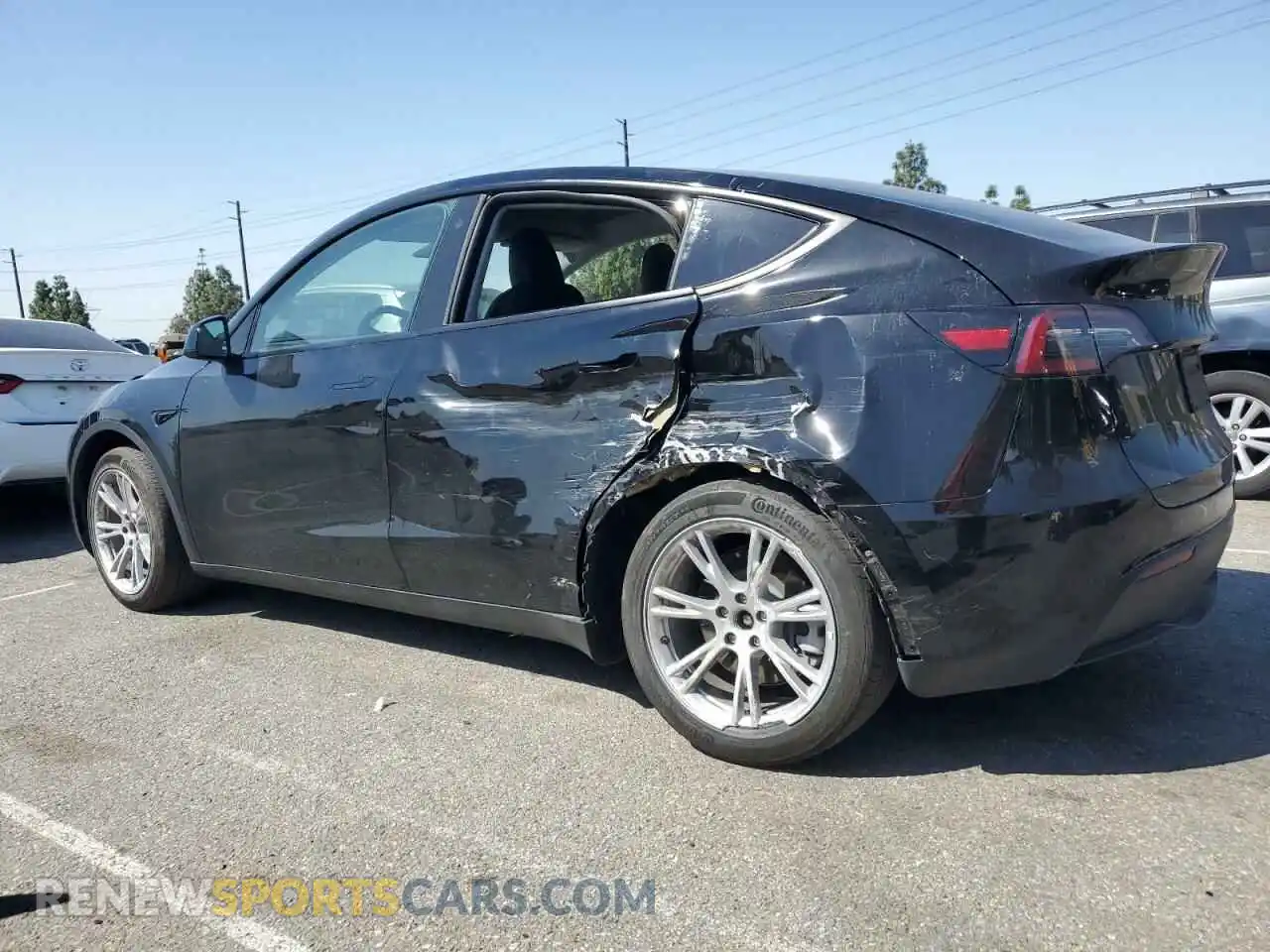 2 Photograph of a damaged car 7SAYGDEE9PA080811 TESLA MODEL Y 2023