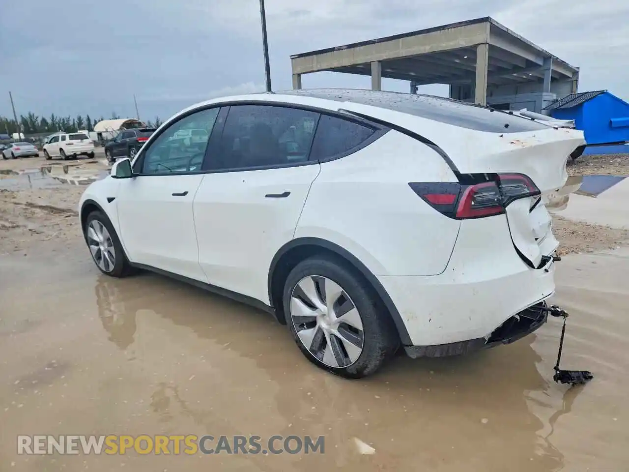 2 Photograph of a damaged car 7SAYGDEE9PA108039 TESLA MODEL Y 2023