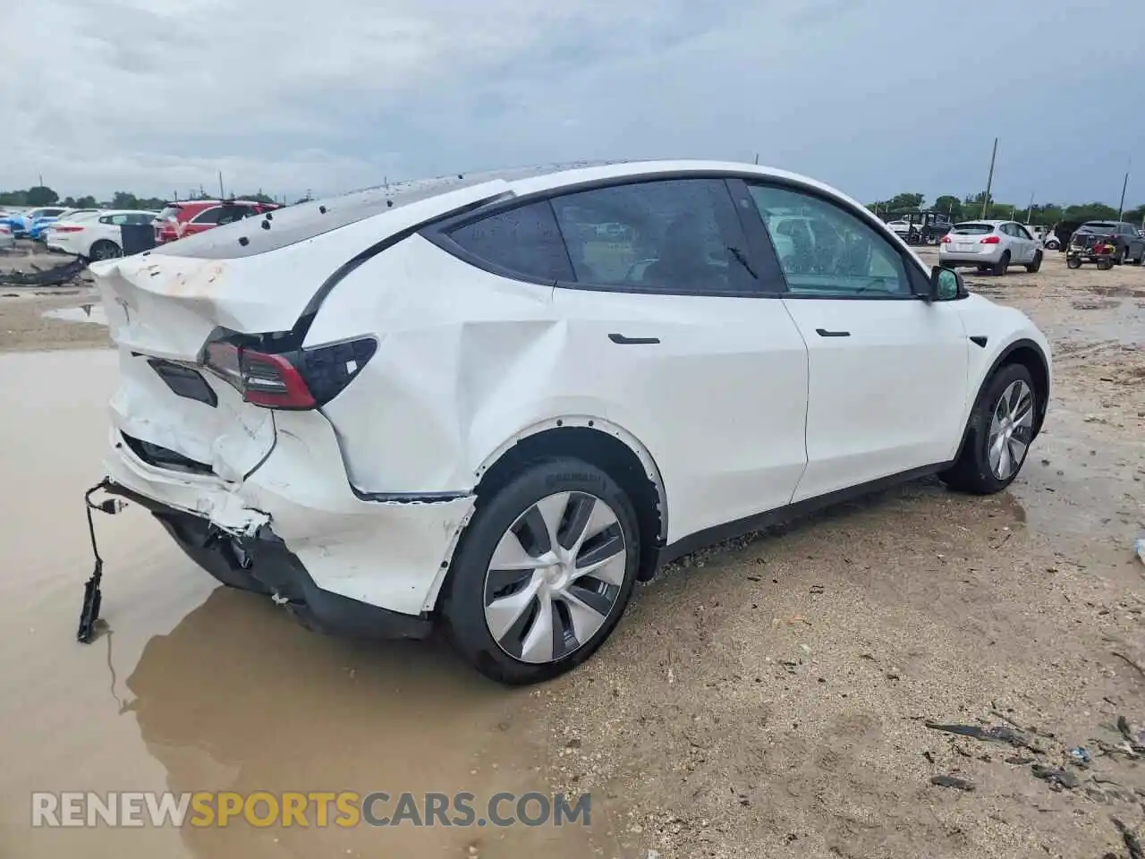 3 Photograph of a damaged car 7SAYGDEE9PA108039 TESLA MODEL Y 2023