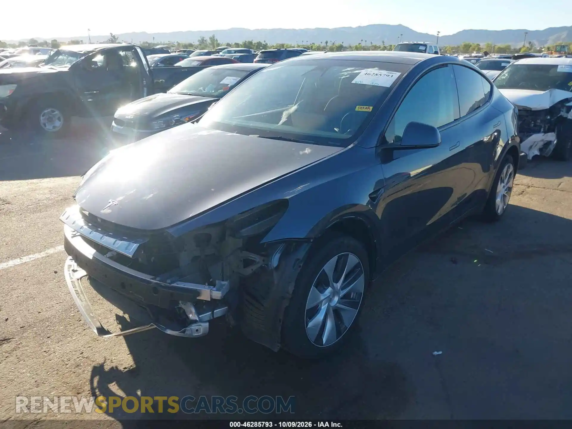2 fotografías del automóvil dañado 7SAYGDEE9PA119168 TESLA MODEL Y 2023