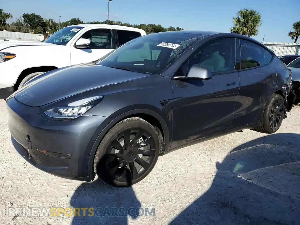 1 Photograph of a damaged car 7SAYGDEE9PA158164 TESLA MODEL Y 2023