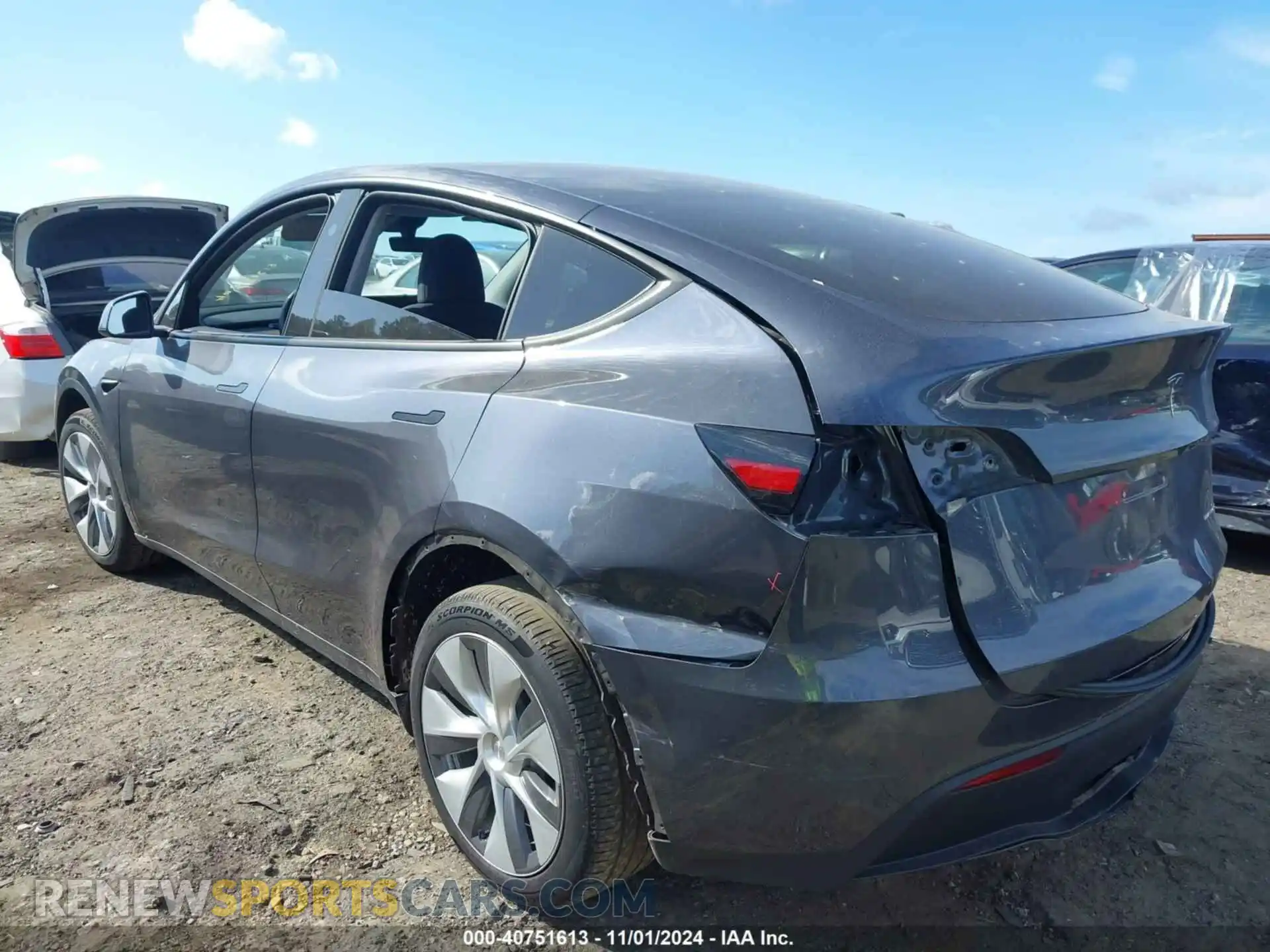3 Photograph of a damaged car 7SAYGDEE9PA163302 TESLA MODEL Y 2023