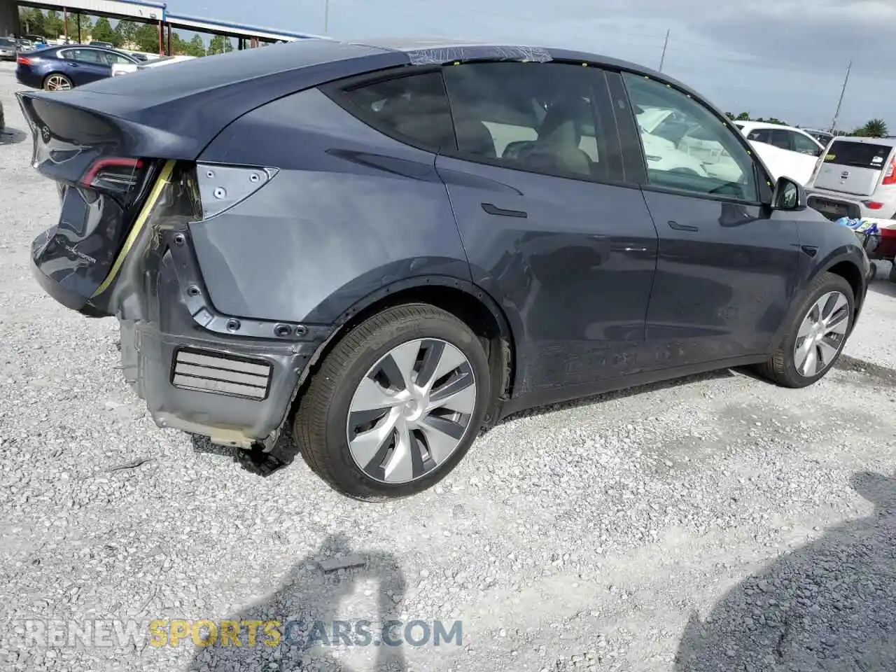 3 Photograph of a damaged car 7SAYGDEE9PA175482 TESLA MODEL Y 2023