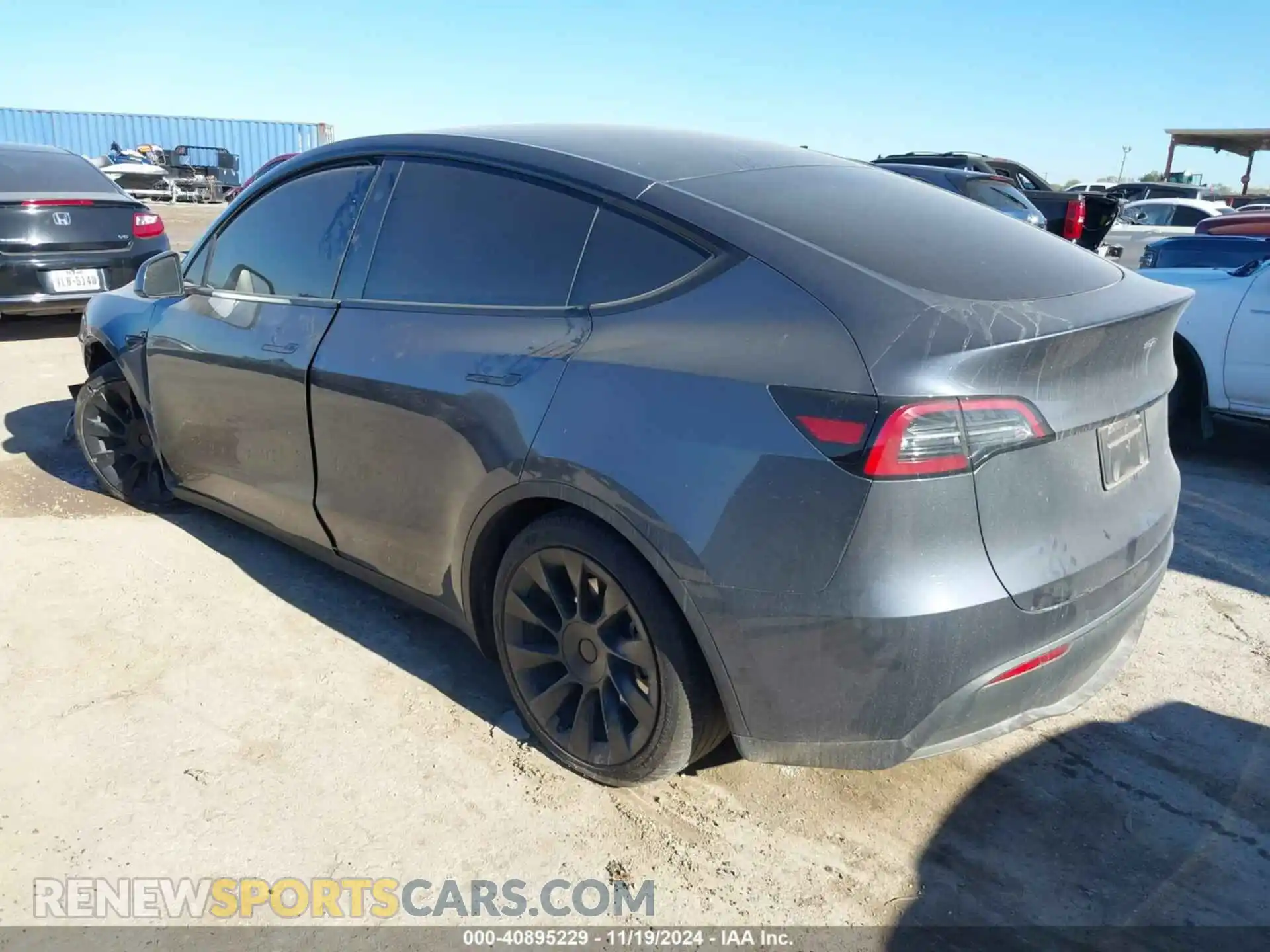 3 Photograph of a damaged car 7SAYGDEE9PA203264 TESLA MODEL Y 2023