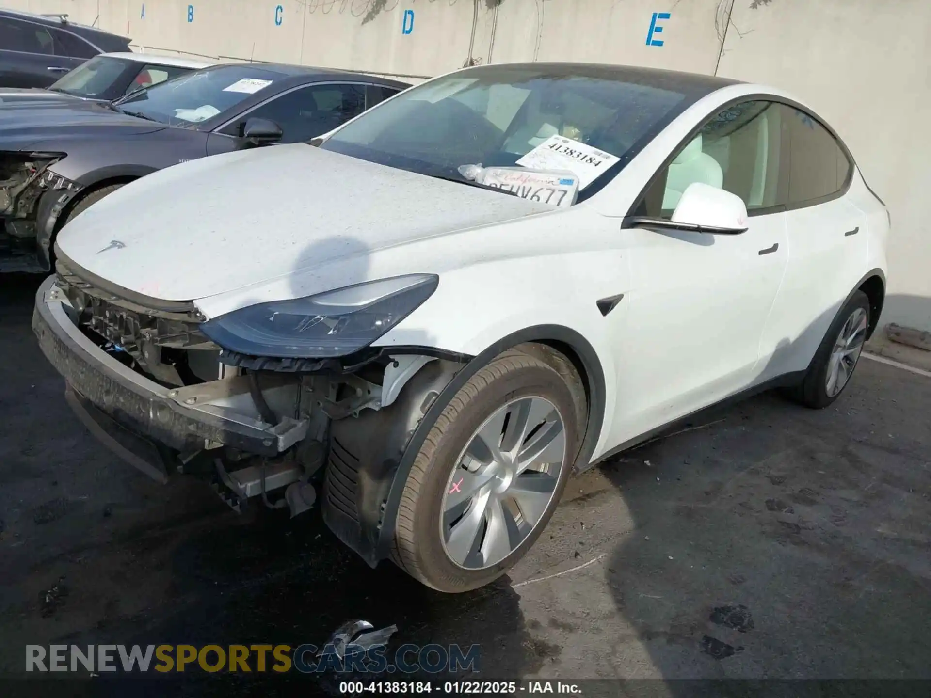 2 Photograph of a damaged car 7SAYGDEE9PF623285 TESLA MODEL Y 2023