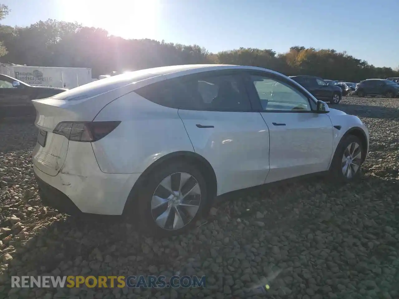 3 Photograph of a damaged car 7SAYGDEE9PF644380 TESLA MODEL Y 2023