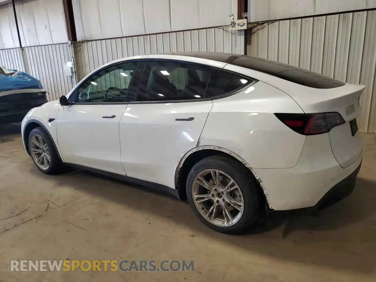 2 fotografías del automóvil dañado 7SAYGDEE9PF685690 TESLA MODEL Y 2023