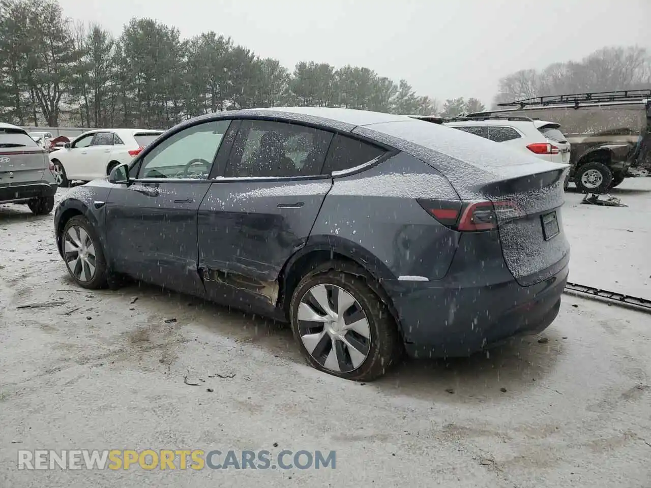 2 fotografías del automóvil dañado 7SAYGDEE9PF685852 TESLA MODEL Y 2023