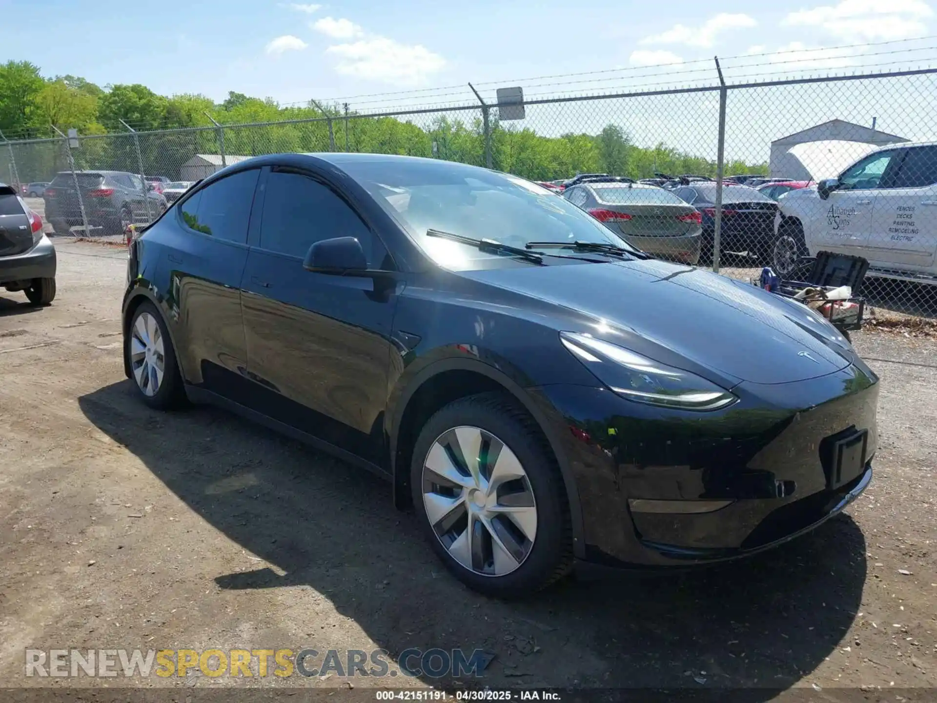 1 Photograph of a damaged car 7SAYGDEE9PF850881 TESLA MODEL Y 2023