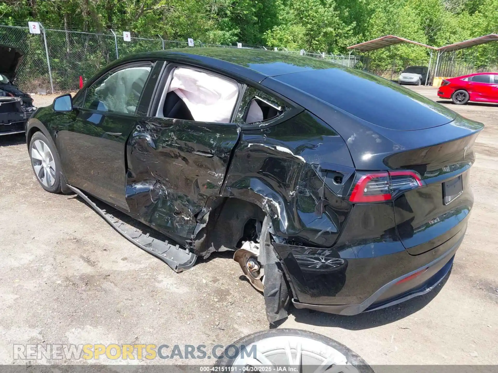3 Photograph of a damaged car 7SAYGDEE9PF850881 TESLA MODEL Y 2023