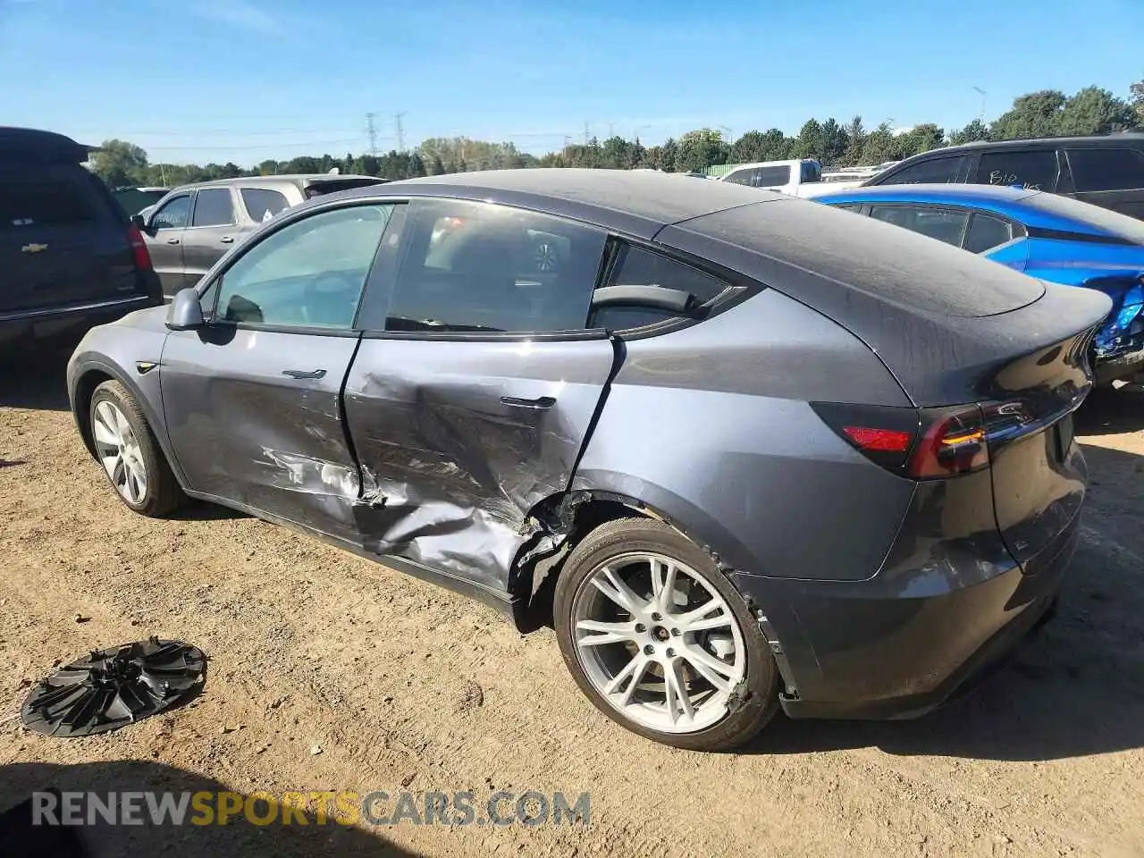 2 Photograph of a damaged car 7SAYGDEE9PF866272 TESLA MODEL Y 2023