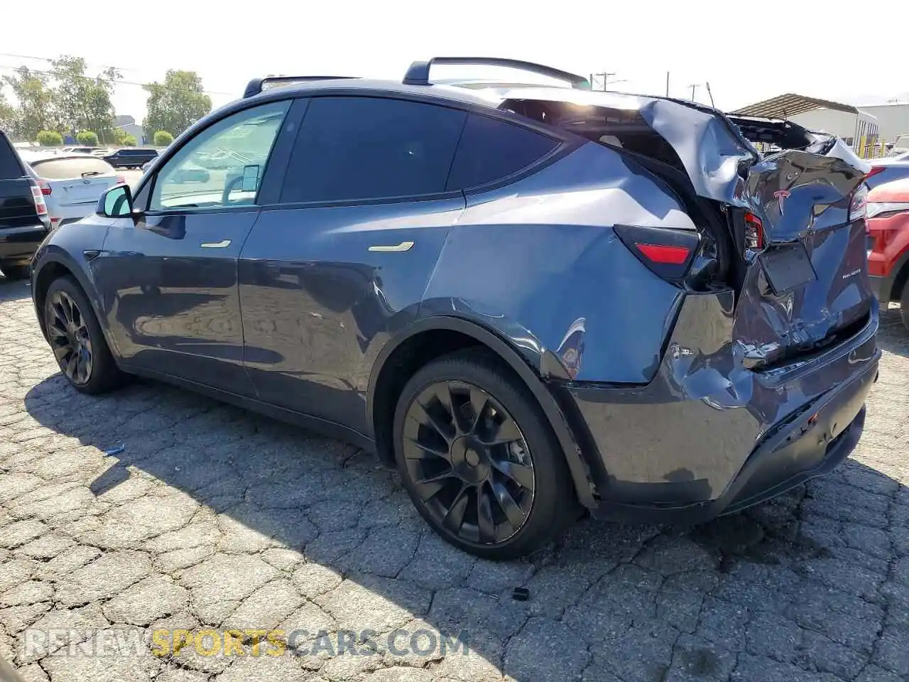 2 Photograph of a damaged car 7SAYGDEE9PF868166 TESLA MODEL Y 2023