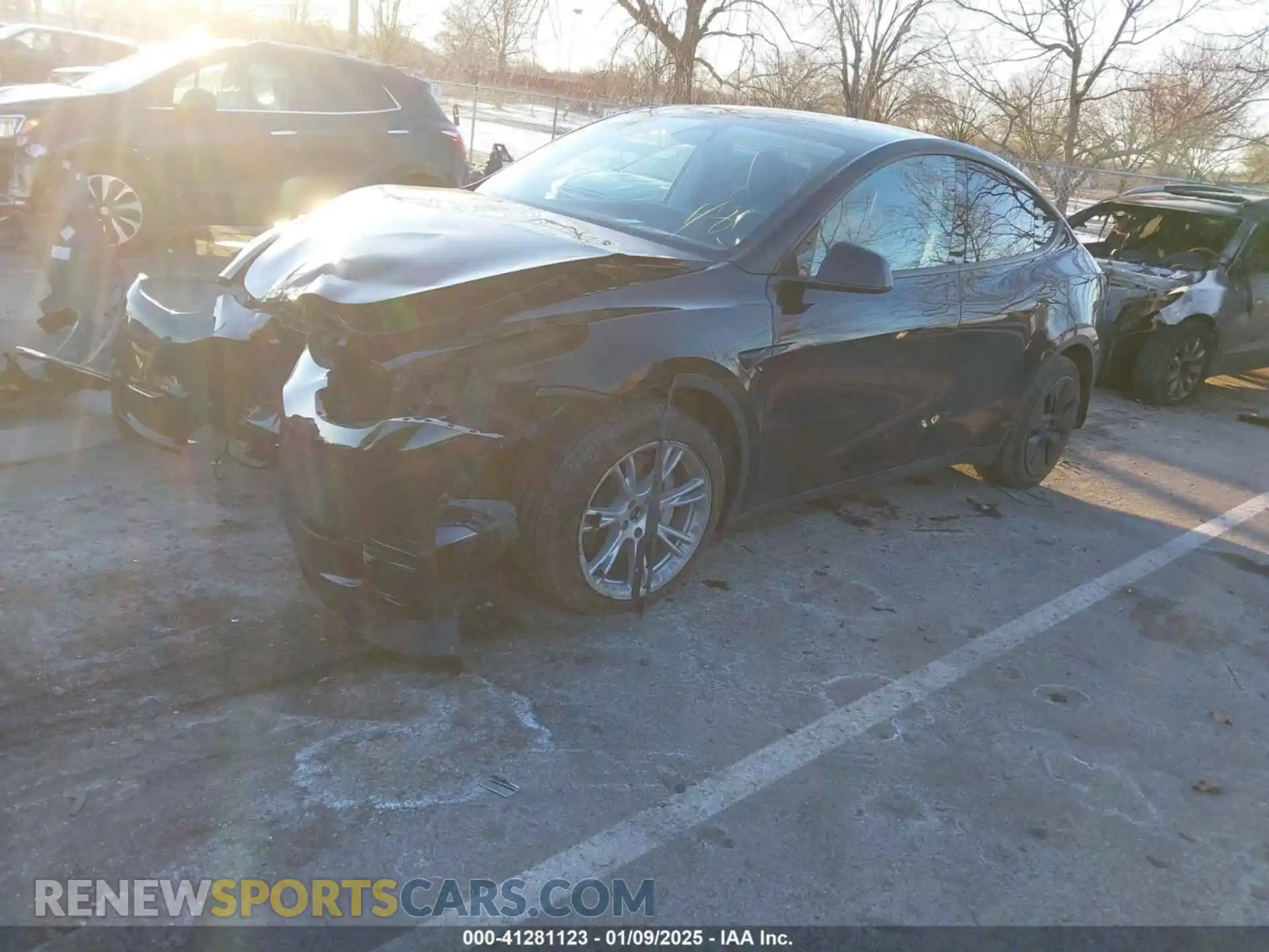 2 Photograph of a damaged car 7SAYGDEE9PF894542 TESLA MODEL Y 2023