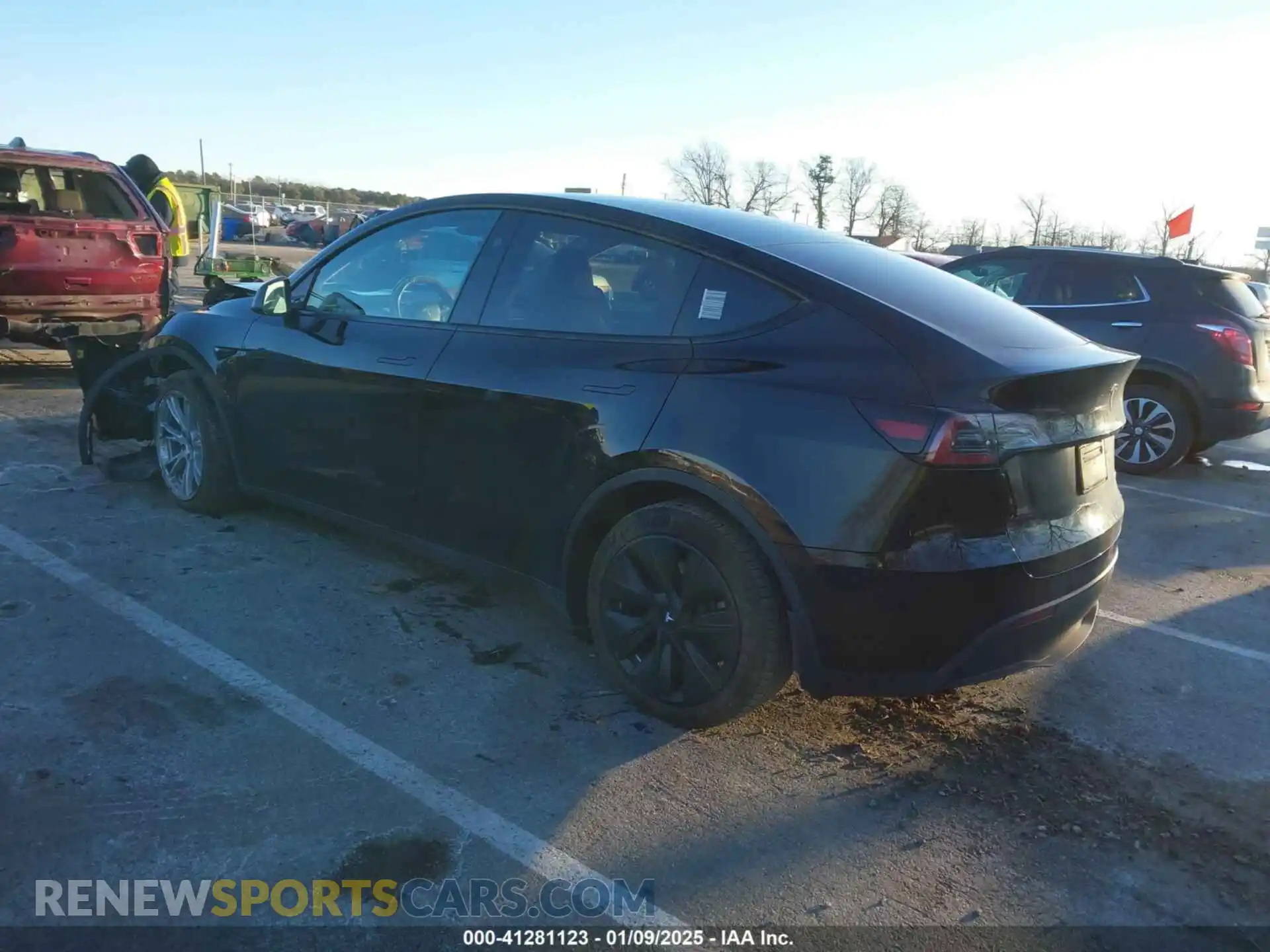 3 Photograph of a damaged car 7SAYGDEE9PF894542 TESLA MODEL Y 2023