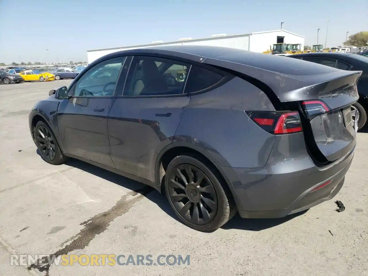 2 Photograph of a damaged car 7SAYGDEE9PF970633 TESLA MODEL Y 2023
