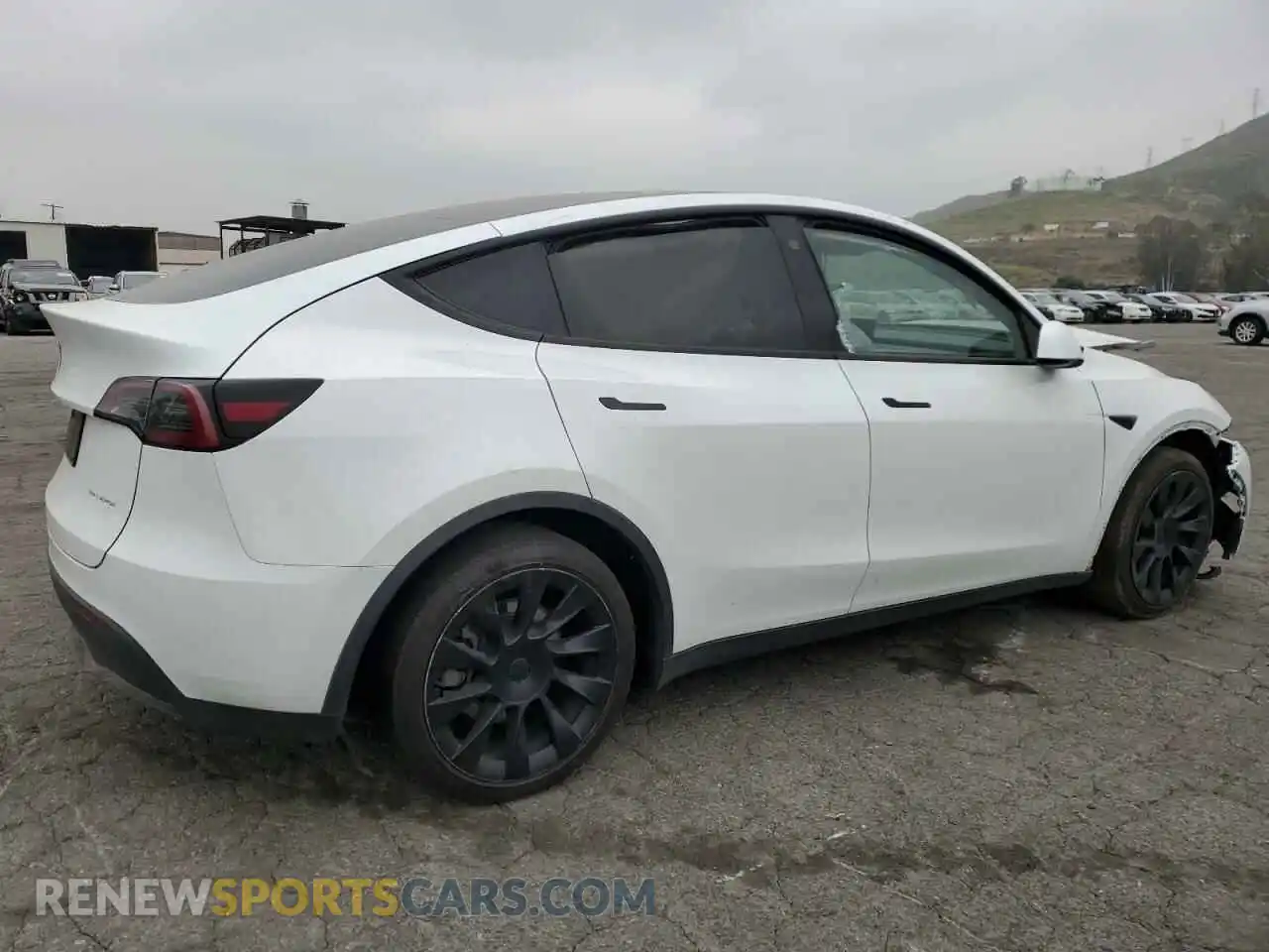 3 Photograph of a damaged car 7SAYGDEEXPA042715 TESLA MODEL Y 2023