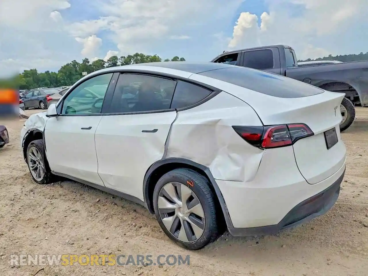 2 Photograph of a damaged car 7SAYGDEEXPA057375 TESLA MODEL Y 2023