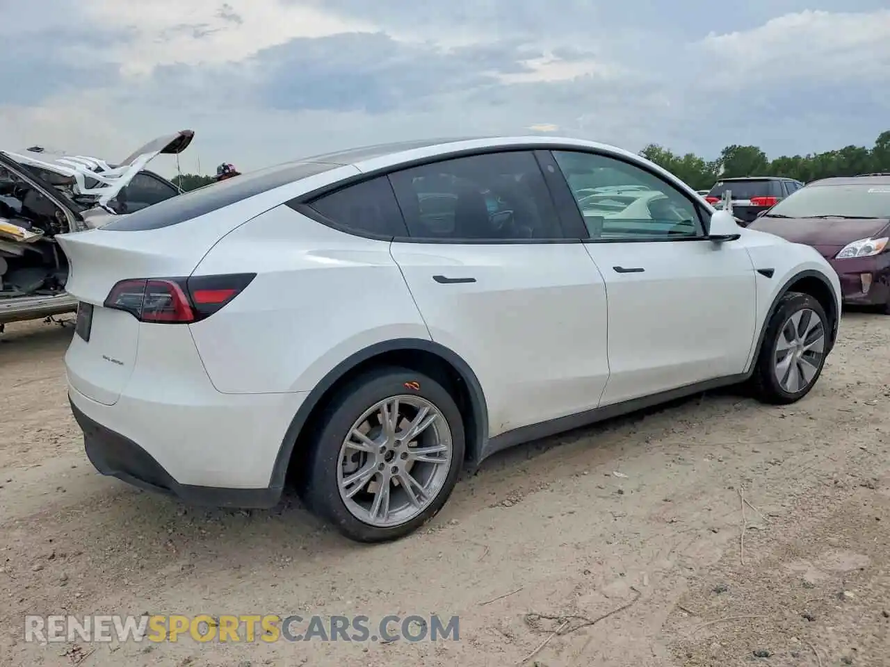 3 Photograph of a damaged car 7SAYGDEEXPA057375 TESLA MODEL Y 2023